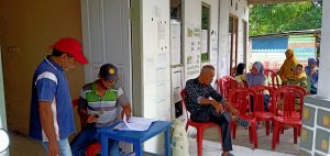 Warga Desa Tulo Terima BLT DD Tahap Dua