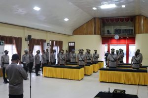 Kapolda Pimpin Sertijab, Dua Pejabat Utama, Lima Kapolres dan Lantik Kabidpropam Polda Sulteng