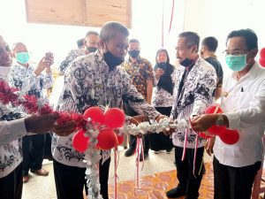 Bupati Sigi Resmikan Gedung Guru PGRI Kab.Sigi