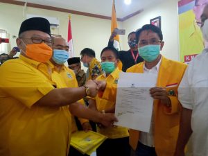 Terima B-1 KWK Dari Golkar, Irwan – Samuel Mantapkan Hati Menuju KPU Sigi