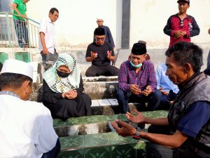 Hidayat-Habsa Kunjungi Makam Para Tokoh Dan Gelar Do’a Tahlil Bersama, Sebagai Bentuk Penghormatan