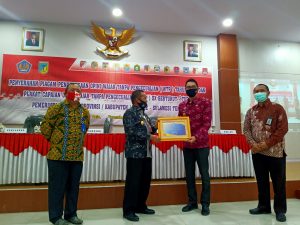 Pemkab Sigi Terima Piagam Capaian Predikat Opini WTP Dari Kemenkeu RI