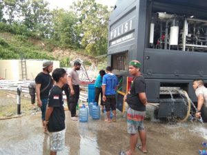 Satbrimob Polda Sulteng BKO Sulbar, Kawal 10 Mobil Kemanusiaan Dari Sulteng