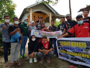 Aliansi Pemuda RISMA Pombewe Serahkan Bantuan Ke Sulbar