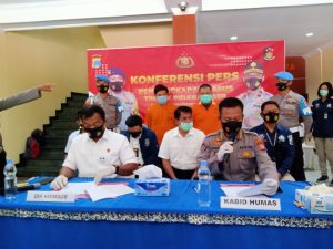 Manipulasi Data Universitas Hingga Meraup Keuntungan Milyaran Rupiah, Dua Pemuda Ini Di Bekuk Aparat Kepolisian