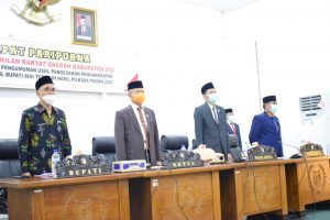 Dewan Sigi Rapat Paripurna Pengesahan Pengangkatan Bupati Dan Wabup Terpilih