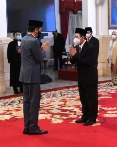 Presiden Jokowi Lantik Siruaya Utamawan Ketua Harian MOI, Jadi Dewan Pengawas BPJS Kesehatan