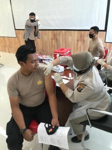 6.026 Personil Polda Sulteng Telah Di Vaksinasi