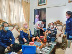 Usai Dilantik Wabup Sigi, Samuel Jalani Vaksinasi Tahap Pertama