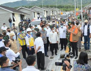 Doni, Liat Langsung Perkembangan Huntap Pombewe dan Duyu