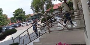 Waspada…!! Oknum Mengaku Media, Berkeliaran Di Kantor Gubernur Sulteng