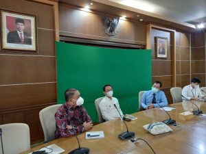 Bahas Program Sosial Bank Indonesia