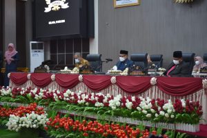 16 Juni Letakan Jabatan, DPRD Sulteng Paripurna Usul Pemberhentian Gubernur-Wagub Akhir Masa Jabatan