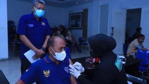 Kerjasama Dengan Bid Dokkes Polda, NasDem Sulteng Gelar Vaksinasi Covid