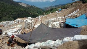 Dampak Negative Lingkungan, Masyarakat Tolak Pertambangan Emas Tanpa Izin