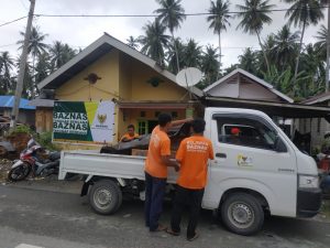 Serahkan Bantuan BTB Pusat Hingga Bentuk Posko Air