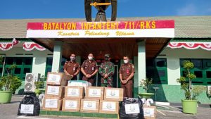 Bentuk Kepedulian Sesama, Kejati Sulteng Salurkan Bantuan Sarana Ibadah Satgas Ops PAMTAS