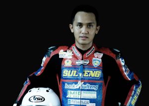 Meski Tak Naik Podium Anggi Setiawan Best Time di Sirkuit Distrik Tanah Miring Papua