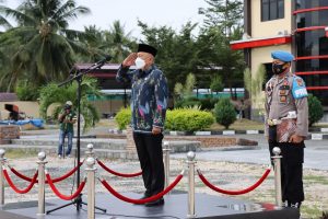 Wabup Pimpin Apel Gelar Pasukan Operasi Lilin Tinombala 2021 Polres Banggai