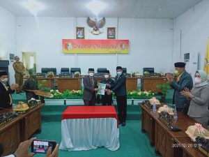 Paripurna Persetujuan Dua Buah Raperda Kabupaten Sigi