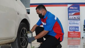 Mulai dari 147 Ribu Rupiah, Anda Sudah Bisa Mengganti Wiper Depan dan Air Wiper di OtoXpert