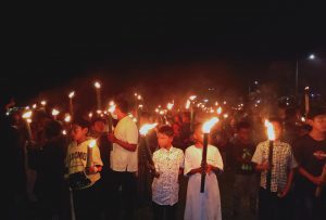 Komunitas Pasukan Damai Gelar Pawai Obor, Ribuan Warga Turun Ke Jalan