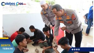 Wujud Kepedulian Seorang AKBP. Yoga Berbagi dengan Para Santri di Luwuk
