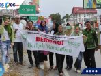 Panitia Reuni Akbar SMKN 2 Palu Bagi Takjil