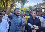 Gubernur Perintahkan Dinas Terkait Ssgara Salurkan Bantuan Pada Korban Banjir Di Dolo Selatan