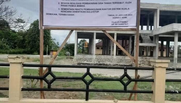 Paulus Pinimet Soroti Sisa Pembayaran Rp200 Juta Proyek Kantor Distrik Kuala Kencana